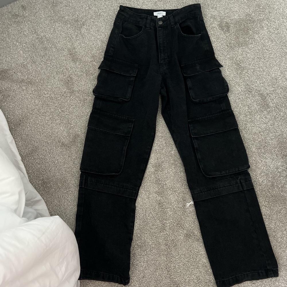 Black jean cargo pants